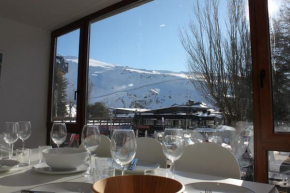 Apartamento amplio y acogedor, en plaza de Pradollano, Sierra Nevada